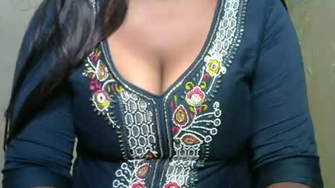 Snapshot of cute_payalji chatting on 04.29.26 alia online show from 04.29.26