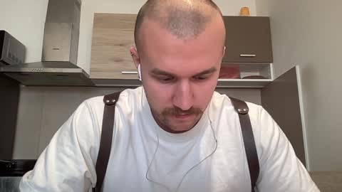 cute_skywalker online show from 12.20.24