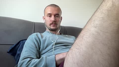 cute_skywalker online show from 12.22.24