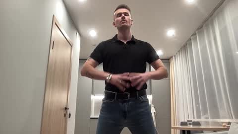 cute_skywalker online show from 10.20.25