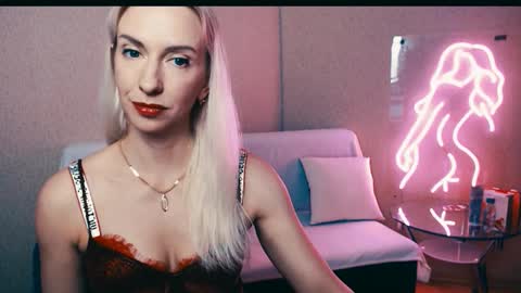 cute_smile_shy online show from 11.01.25