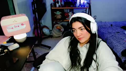 Princess Amber online show from 01.28.25