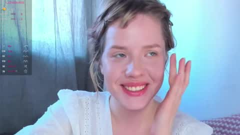 Snapshot of cuteasfuck_ chatting on 04.13.26 Amy online show from 04.13.26