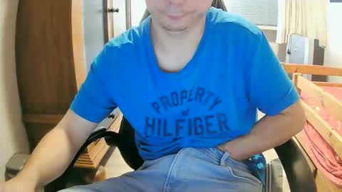 Snapshot of cuteboy090 chatting on 09.19.25 Cuteboy090 online show from 09.19.25