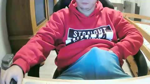 Snapshot of cuteboy090 chatting on 09.25.25 Cuteboy090 online show from 09.25.25