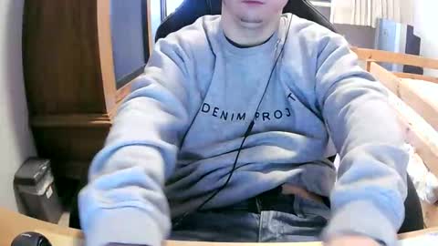 Cuteboy090 online show from 04.06.26