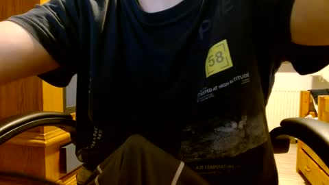 Cuteboy090 online show from 06.30.26