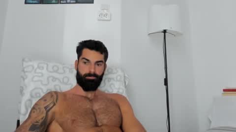 cuteeboy online show from 10.30.25