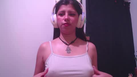 Snapshot of cutehaome chatting on 09.12.25 haome online show from 09.12.25