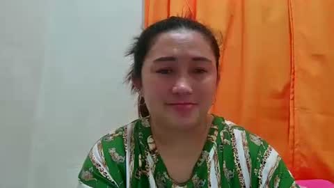 Snapshot of cutelalay chatting on 12.22.24 Lalai online show from 12.22.24