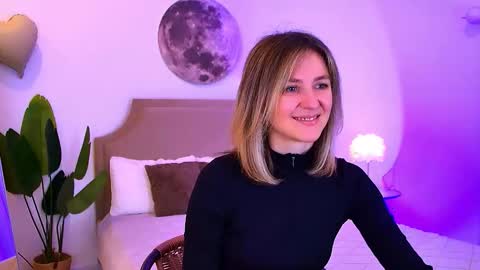 Snapshot of cutemirage chatting on 02.19.26 cutemirage online show from 02.19.26