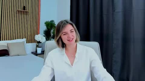 Snapshot of cutemirage chatting on 04.10.26 cutemirage online show from 04.10.26