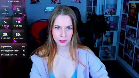Snapshot of cutemousee chatting on 02.17.25 Rina online show from 02.17.25