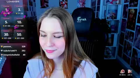 Snapshot of cutemousee chatting on 02.17.25 Rina online show from 02.17.25