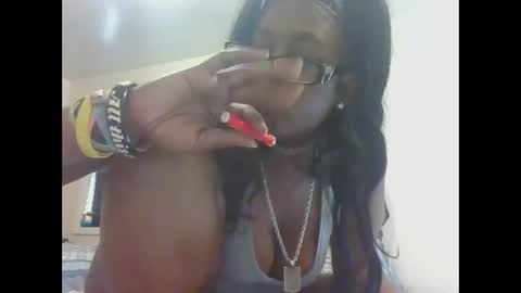 mary mack online show from 11.08.25