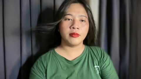 Snapshot of cutestgurl_ chatting on 06.17.26 cute online show from 06.17.26