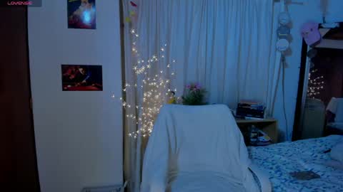 Snapshot of cuteweed420 chatting on 05.24.26 cuteweed420 online show from 05.24.26