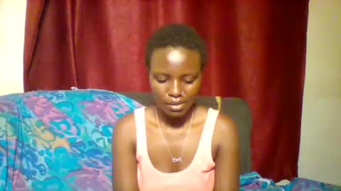 Snapshot of cutey_lunar chatting on 01.26.25 cutey_lunar online show from 01.26.25