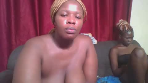 Snapshot of cutey_mellanin chatting on 02.02.25 cutey_mellanin online show from 02.02.25