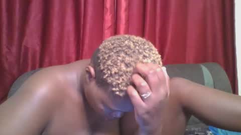 Snapshot of cutey_mellanin chatting on 02.23.25 cutey_mellanin online show from 02.23.25
