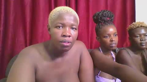 Snapshot of cutey_mellanin chatting on 03.09.25 cutey_mellanin online show from 03.09.25