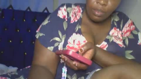 Snapshot of cutey_mellanin chatting on 09.14.25 cutey_mellanin online show from 09.14.25