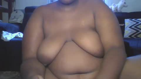 Snapshot of cutey_mellanin chatting on 10.05.25 cutey_mellanin online show from 10.05.25
