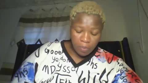 Snapshot of cutey_mellanin chatting on 10.09.25 cutey_mellanin online show from 10.09.25