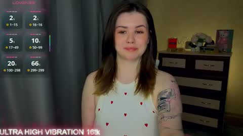 Snapshot of cutie_mili chatting on 06.09.26 mili online show from 06.09.26
