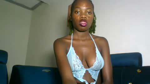 Snapshot of cutie_plush chatting on 07.23.26 cutieplush online show from 07.23.26