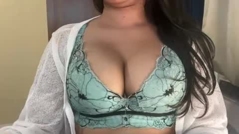 Snapshot of cutie_ruhi chatting on 07.22.26 Ruhii online show from 07.22.26