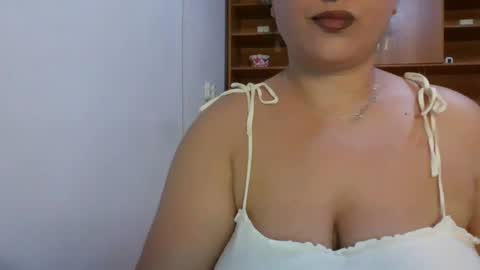 Snapshot of cutieammy chatting on 06.27.26 Ami online show from 06.27.26