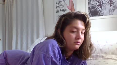 Snapshot of cutieoggg420 chatting on 07.24.26 Cutieoggg420 online show from 07.24.26
