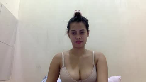 CutieTrina online show from 01.15.25