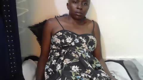 cutlucy25 online show from 04.02.26