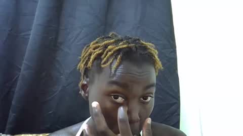 cuttey_slim22 online show from 04.15.26