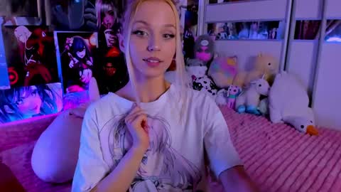 Snapshot of cuttie_ponyy chatting on 03.02.25 Nora online show from 03.02.25
