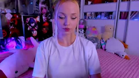 Nora online show from 06.25.26