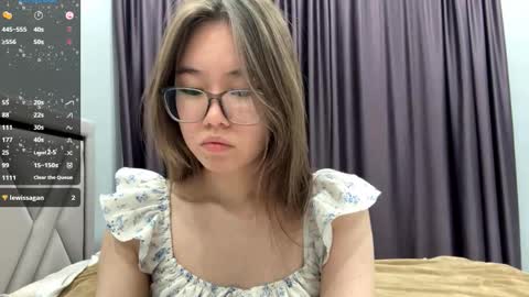 Akemi online show from 10.14.25