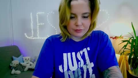 cyber_candy online show from 02.04.25