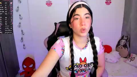 Snapshot of cyber_lizz chatting on 06.16.26 Liz online show from 06.16.26