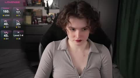 Helen Blossom online show from 04.08.26