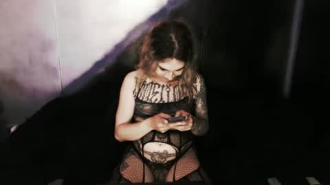 Nikki online show from 02.07.25