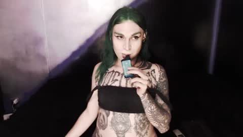 Nikki online show from 02.19.25