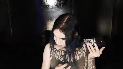 Nikki online show from 01.12.26