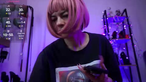 Snapshot of cyberxgoddess_ chatting on 02.16.25 Lily Goddess online show from 02.16.25