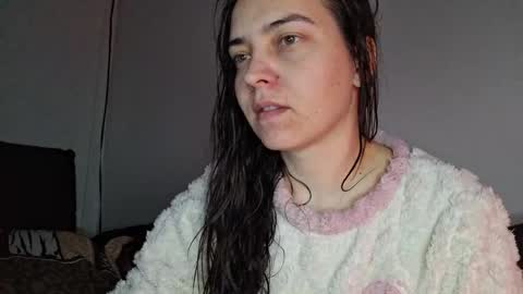 Snapshot of cyndee_winter chatting on 12.16.24 Cyndee Winter online show from 12.16.24