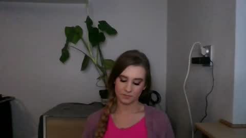 Snapshot of cyntianatural chatting on 01.07.25 CyntiaNatural online show from 01.07.25