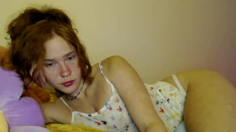 Snapshot of cypresskneez chatting on 06.23.26 cypresskneez online show from 06.23.26