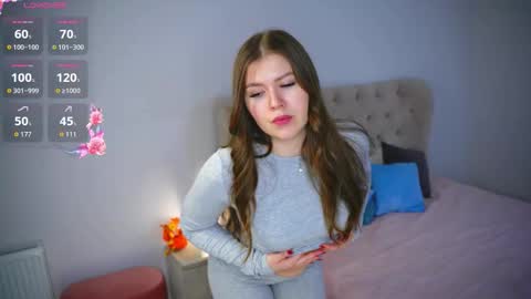 Snapshot of cyrstalcuddihee chatting on 02.08.26 Alice online show from 02.08.26